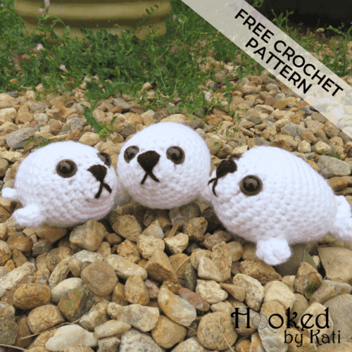 free baby seal amigurumi crochet pattern | Hooked by Kati