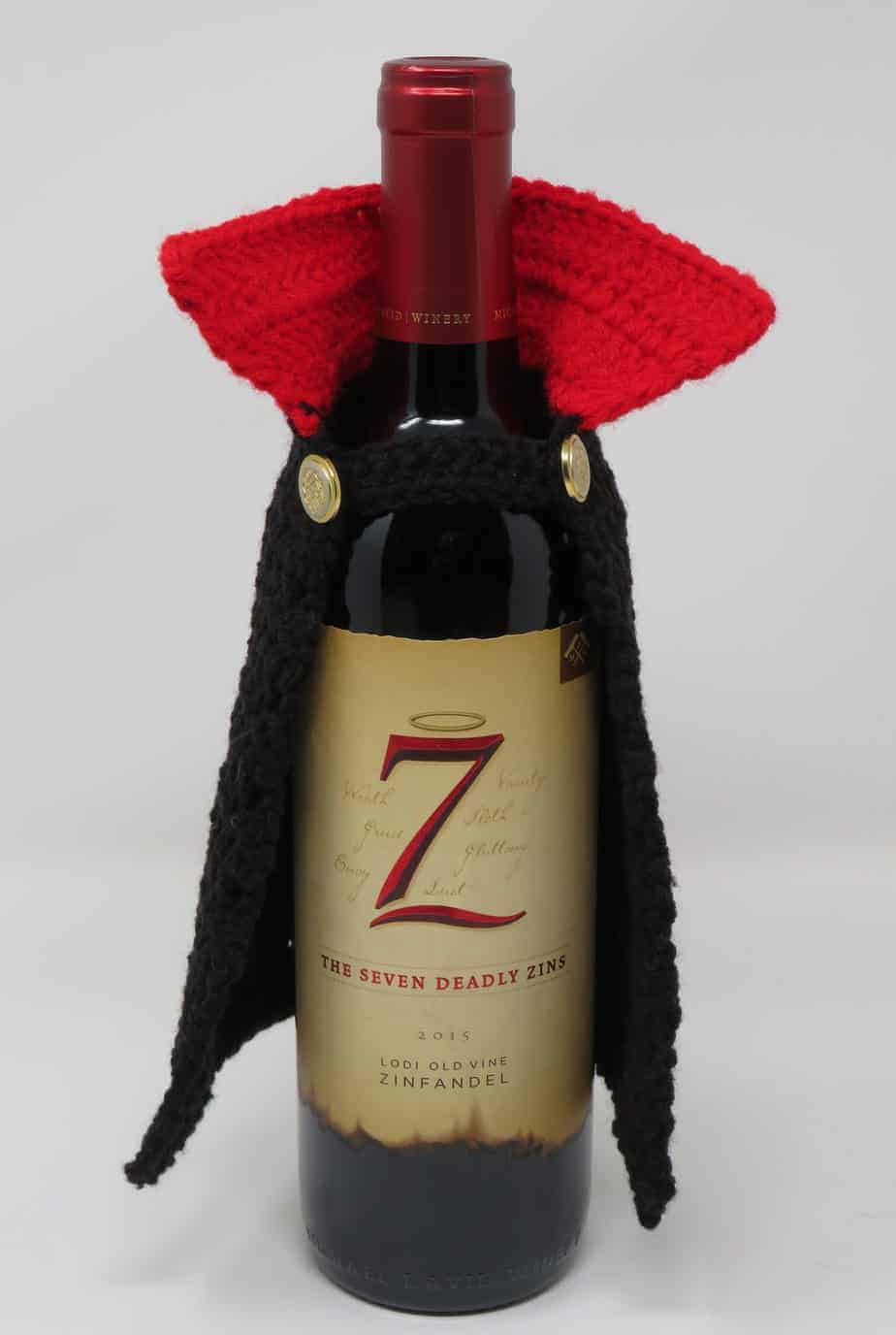 Dracula Wine Bottle Cape | Free Crochet Pattern