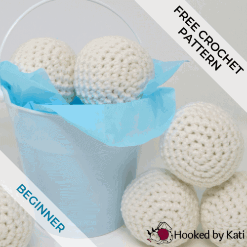 Free crochet pattern | Indoor Snowballs | Beginner | Underground Crafter Christmas in July CAL featured image