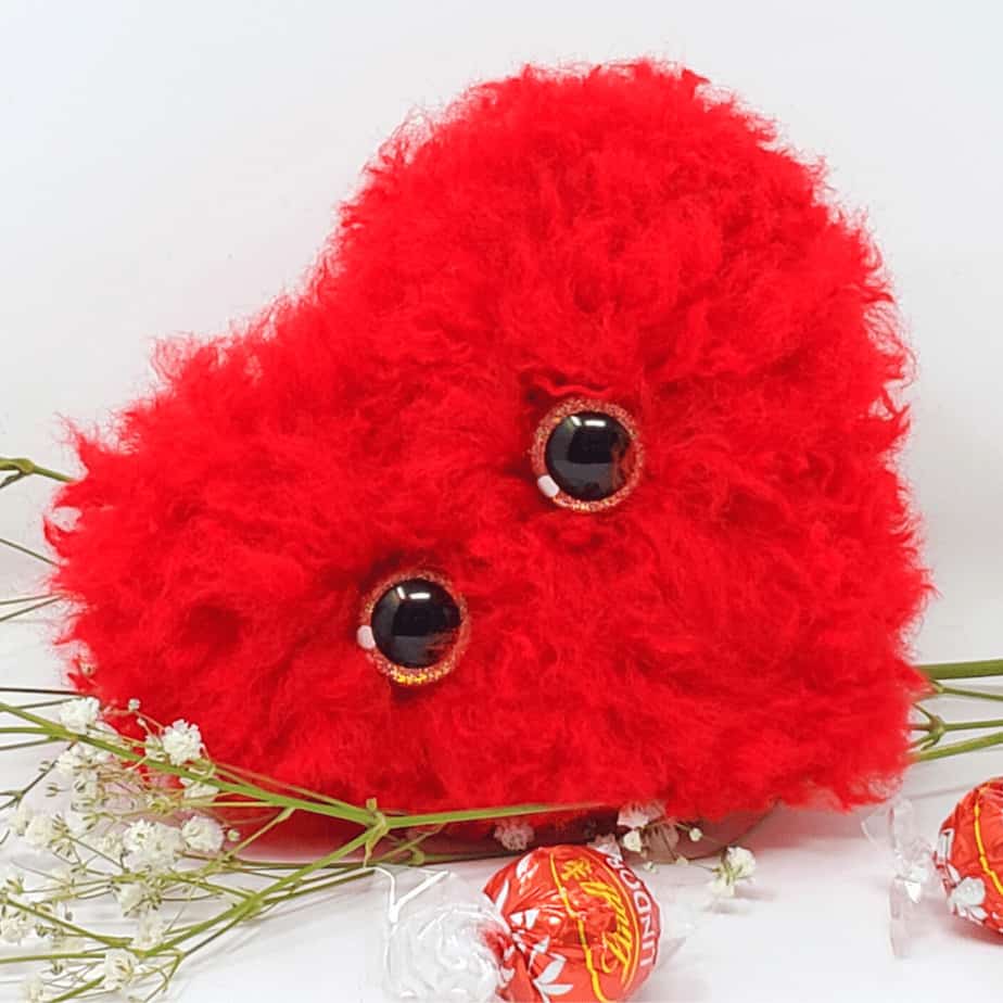 My Fuzzy Valentine Premium printable crochet pattern from Hooked by Kati