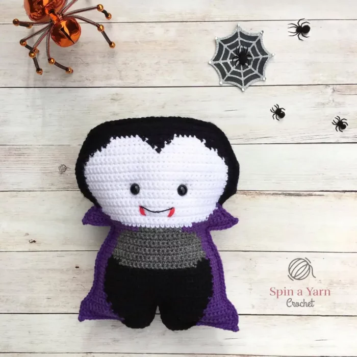 Halloween vampire plushie Crochet Pattern