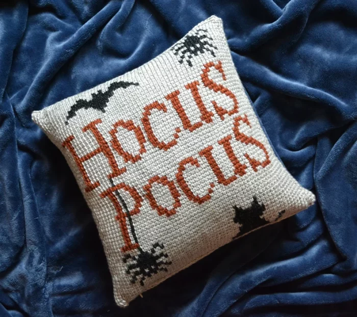 Halloween hocus pocus pillow cover Crochet Pattern