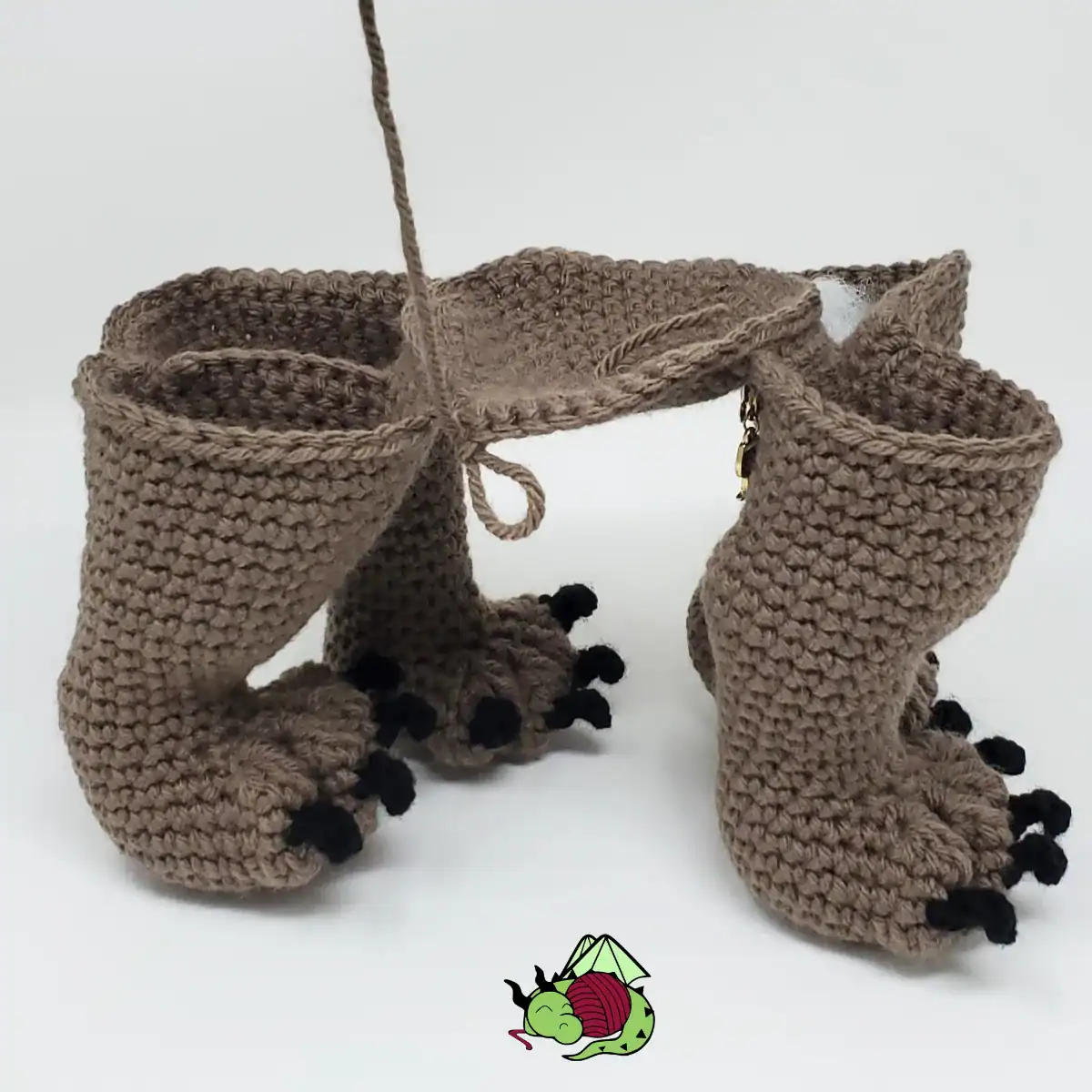 crochet owlbear legs and belly as a no sew attachment, crocheted together to make a seamless amigurumi
